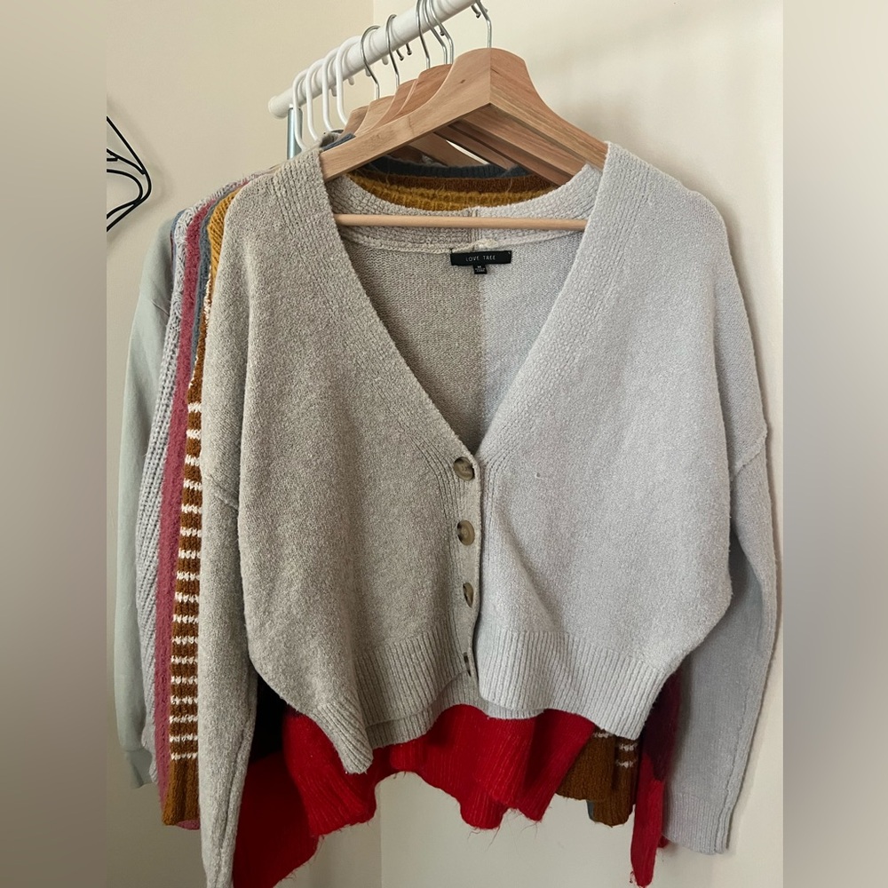 Cropped sweater